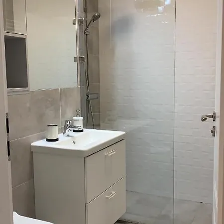 דירה Comfort Plaza