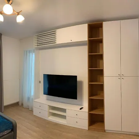 Comfort Plaza *