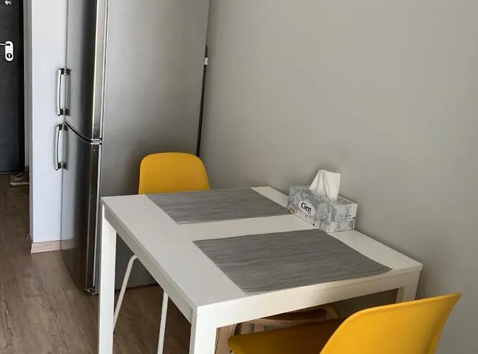 Comfort Plaza Апартаменти *